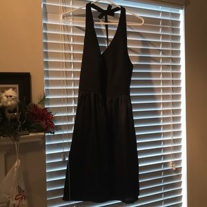 Vera Wang Short Halter VNeck